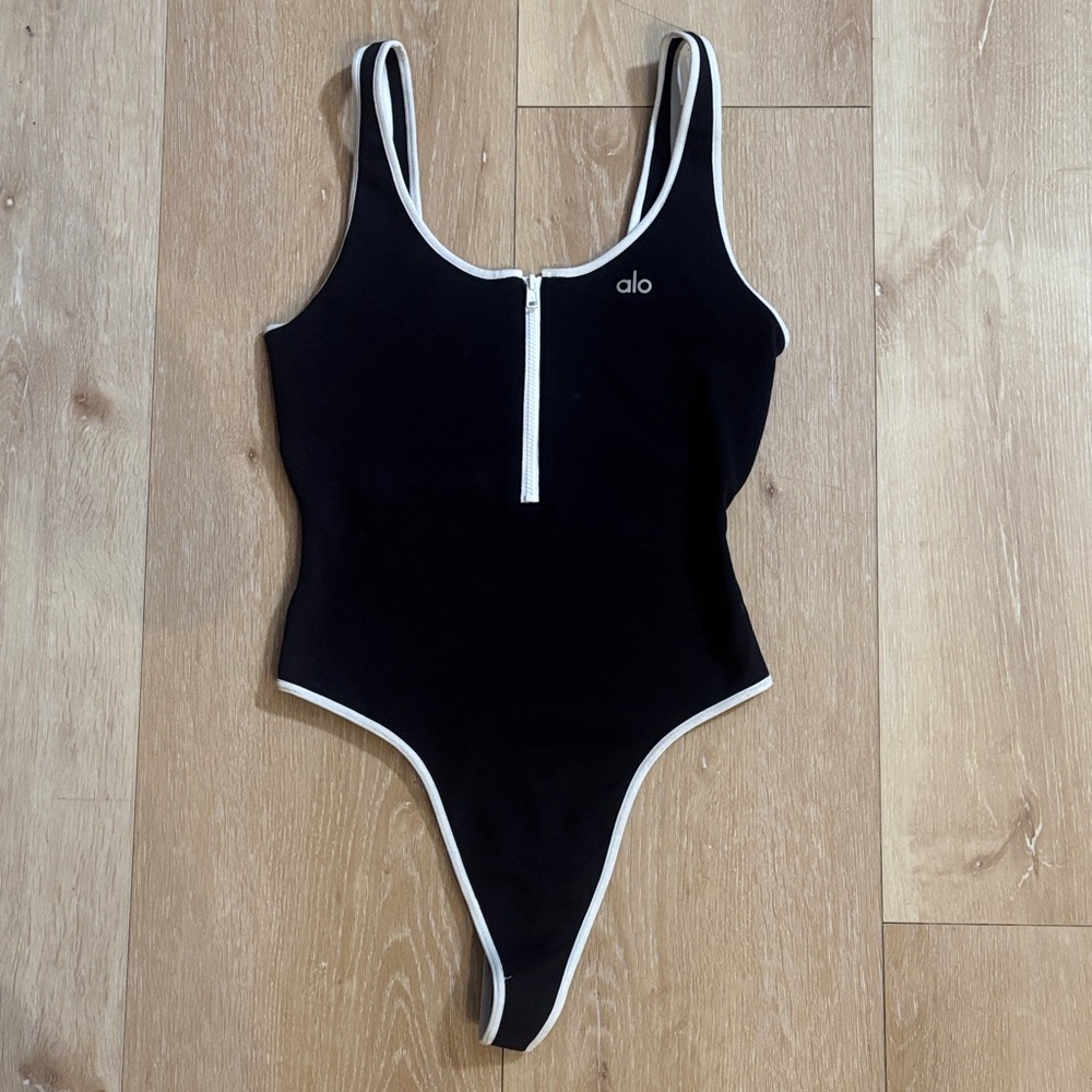 ALO Yoga Black and White Zip-Up Bodysuit